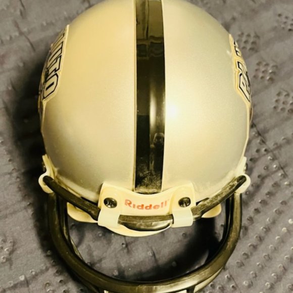 Disney Mini Helmet Ridell Pluto Guarddogs Size 3-5/8 VERY RARE FIND ! - Picture 4 of 4